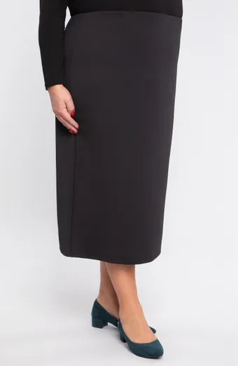 Elegantní černá sukně