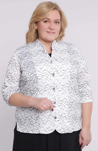 Bílá světlá krajková bunda