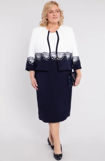 Elegantní tmavě modrý oblek s růžemi