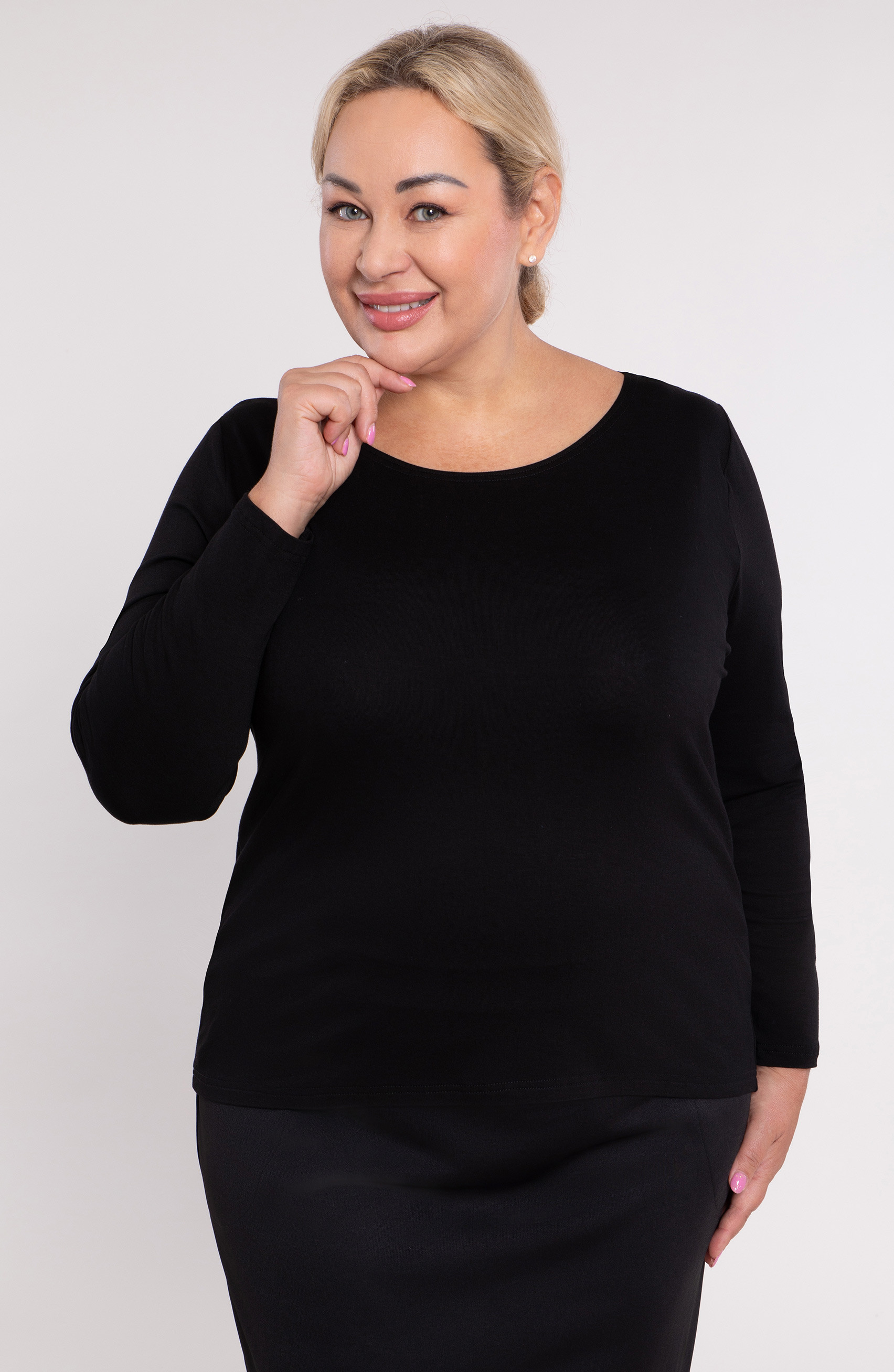Obyčejná černá halenka